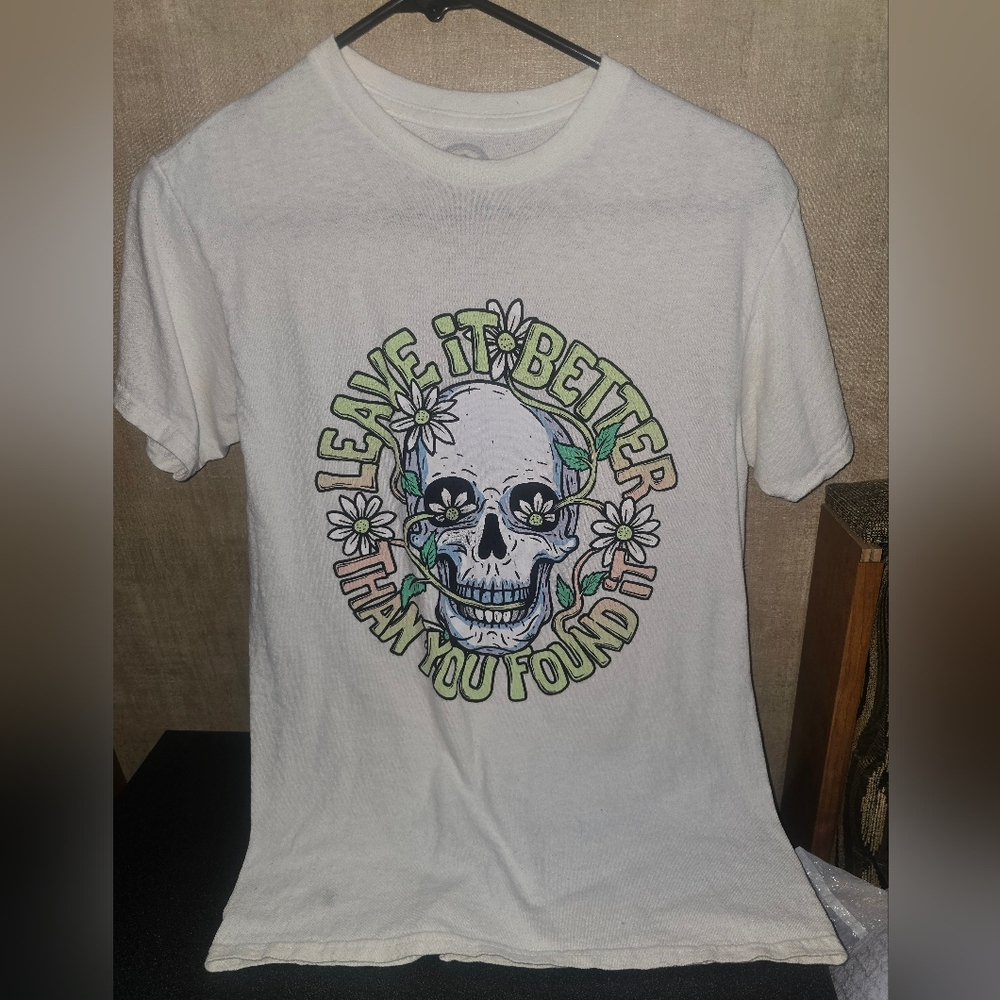 White Graphic Skull T-Shirt